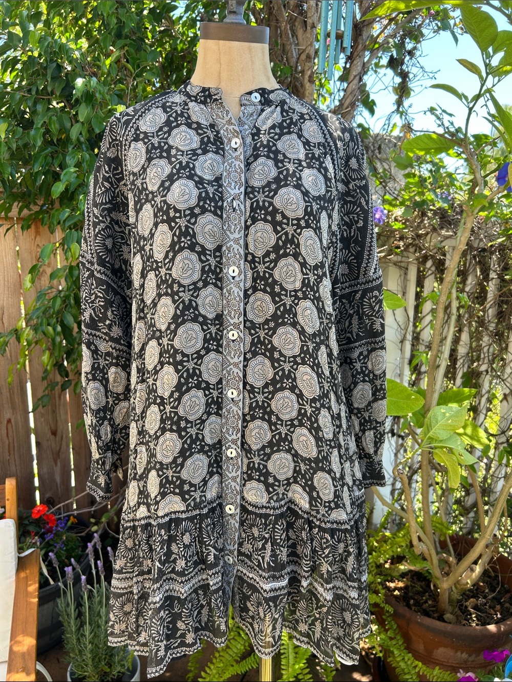 Cleobella Black & White Floral Button-Front Tunic